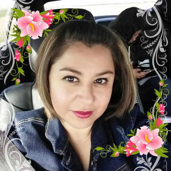 Meet your Posher, Nora - Picture 1 of 1